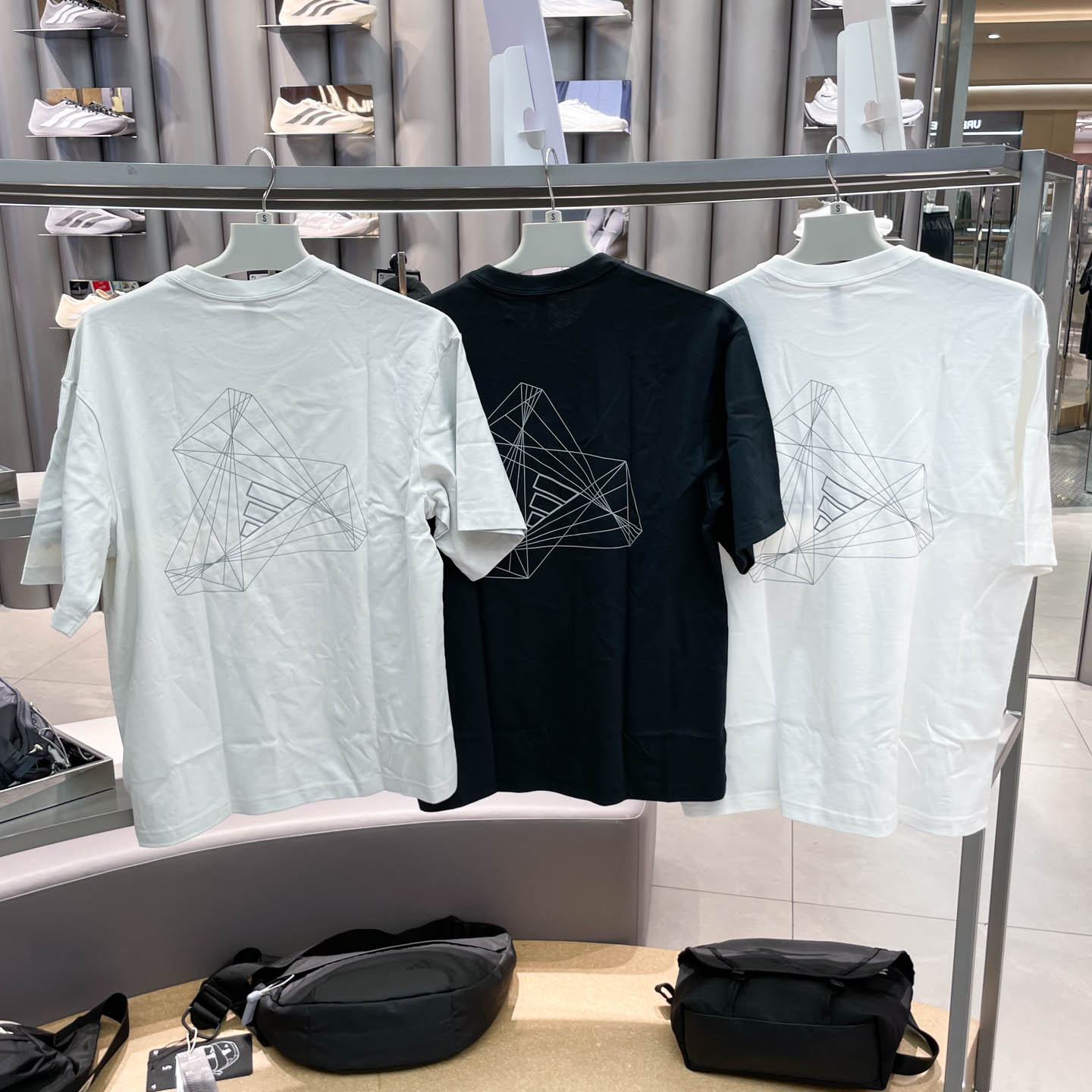 Adidas男装2026秋季新款