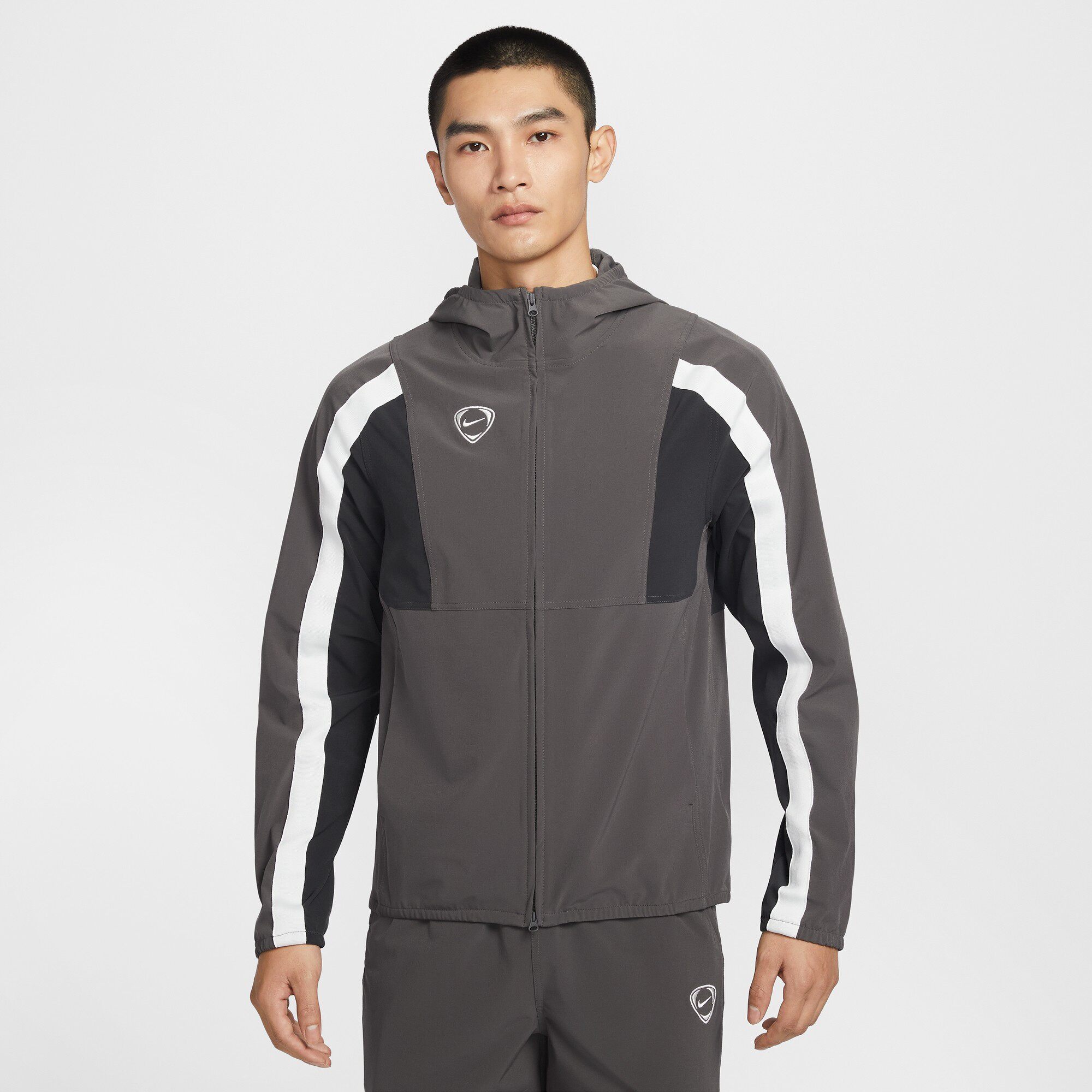 Nike耐克2026年男士连帽运动夹克防风透气拼色训练外套IF1529-254