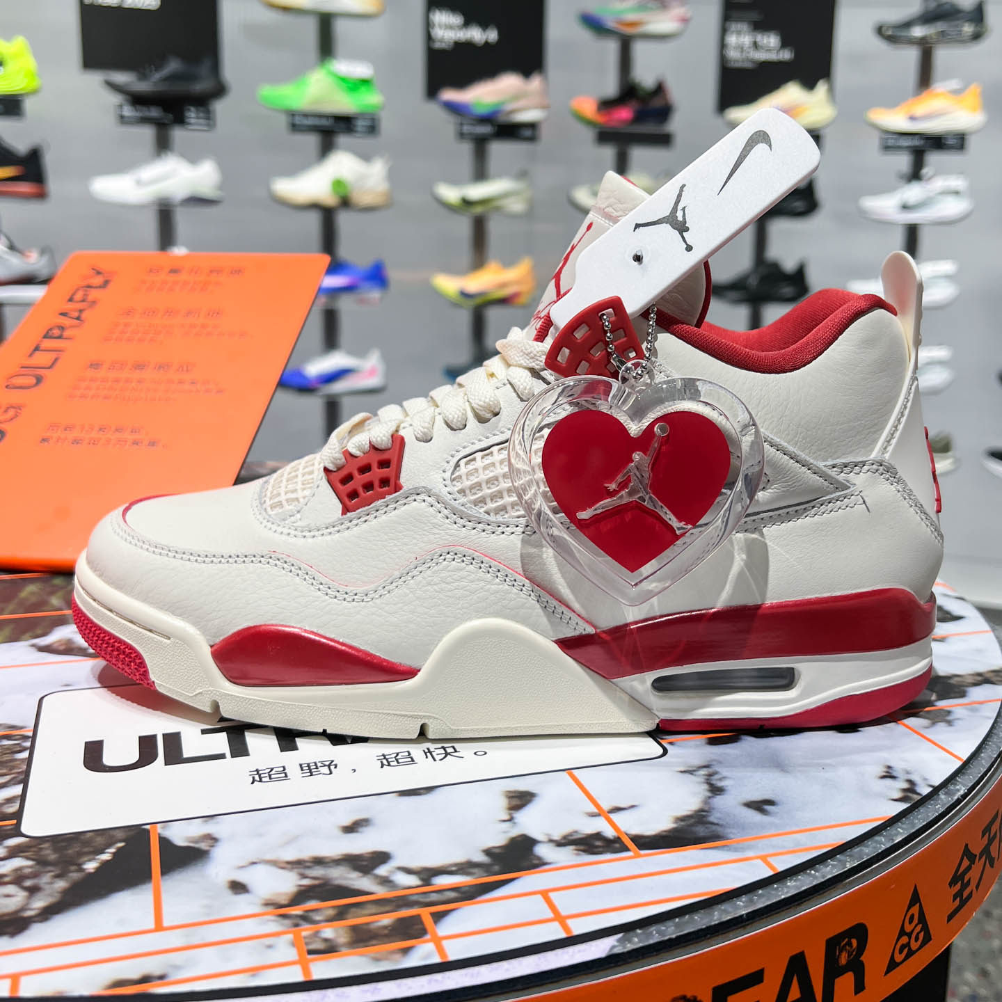 耐克 Air Jordan 4 AJ4 情人节 米红色 中帮复古篮球鞋HV0823-108