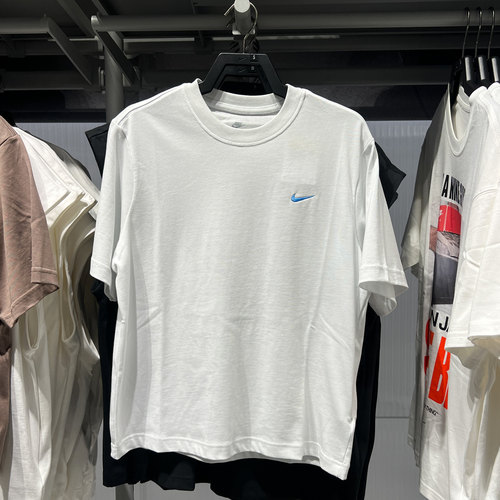 NIKE耐克女子T恤夏季新款背部图案休闲宽松短袖针织衫 IR7589-121