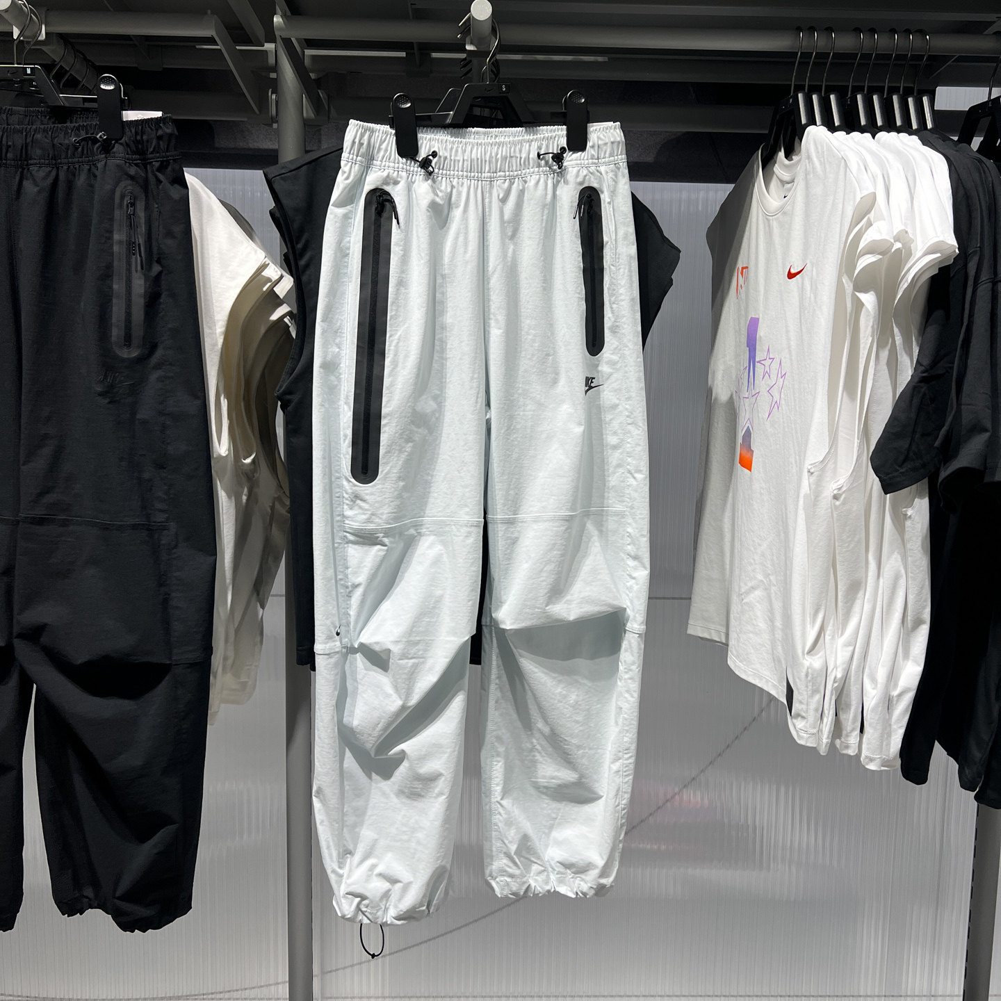 NIKE耐克男裤夏季Dri-FIT速干透气运动裤宽松梭织长裤IU7637-101