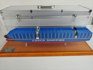 中远海运集装箱船cosco模型合金摆件金属货运船成品展览收藏送礼