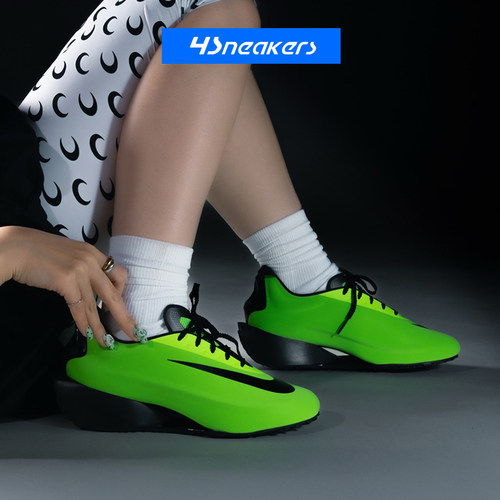 Nike/耐克 First Sight Noir 女款纯色舒适贴合跑步鞋HQ2409-001