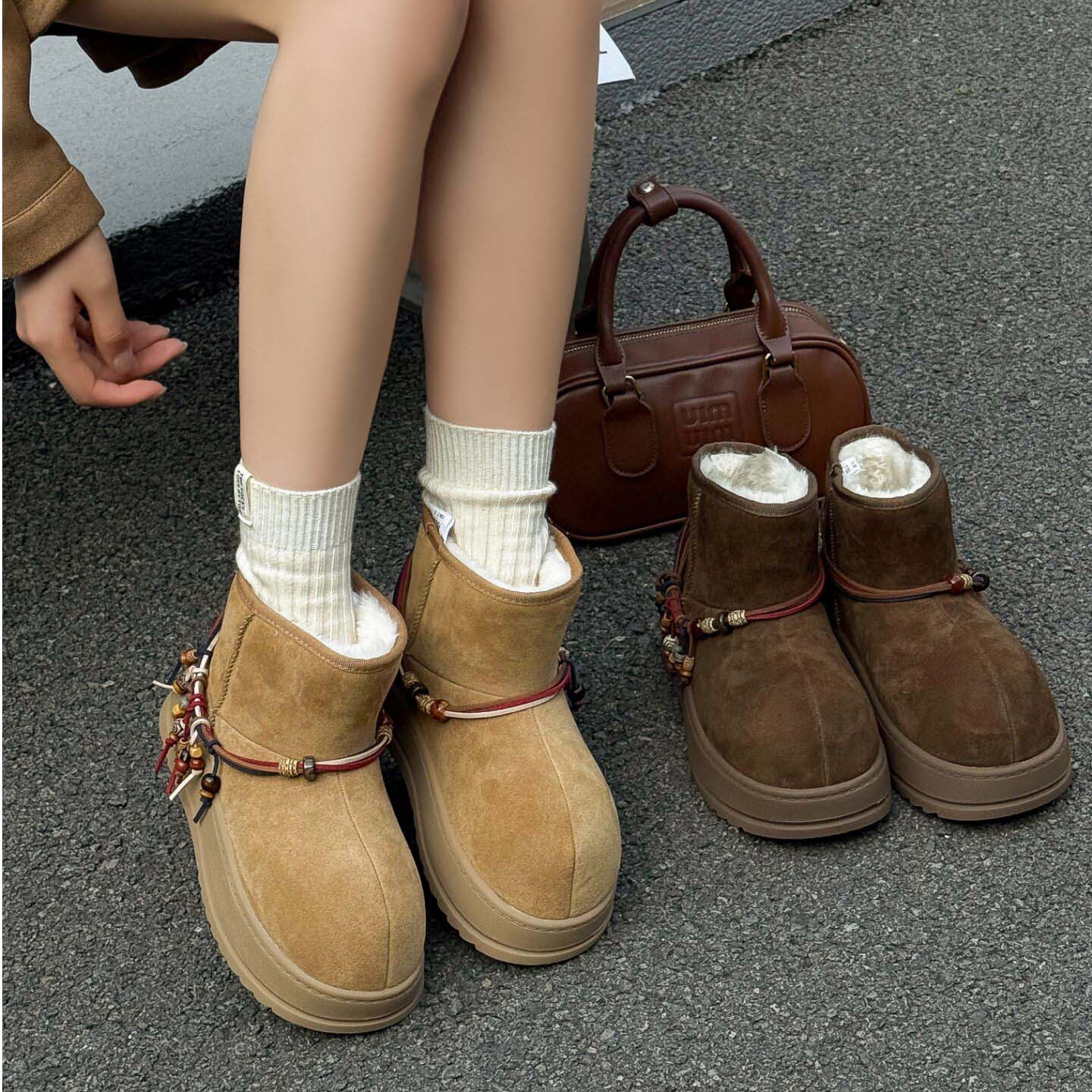 纯皮羊毛雪地靴防滑软底高端鞋