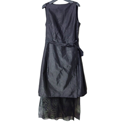 圣迪气质无袖收腰网纱拼接连衣裙