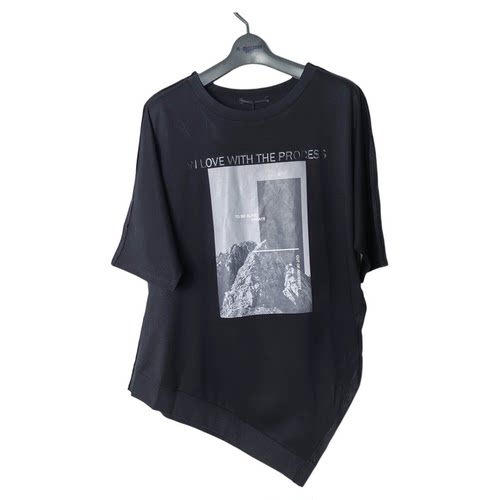 圣牌个性不规则印花宽松短袖t恤