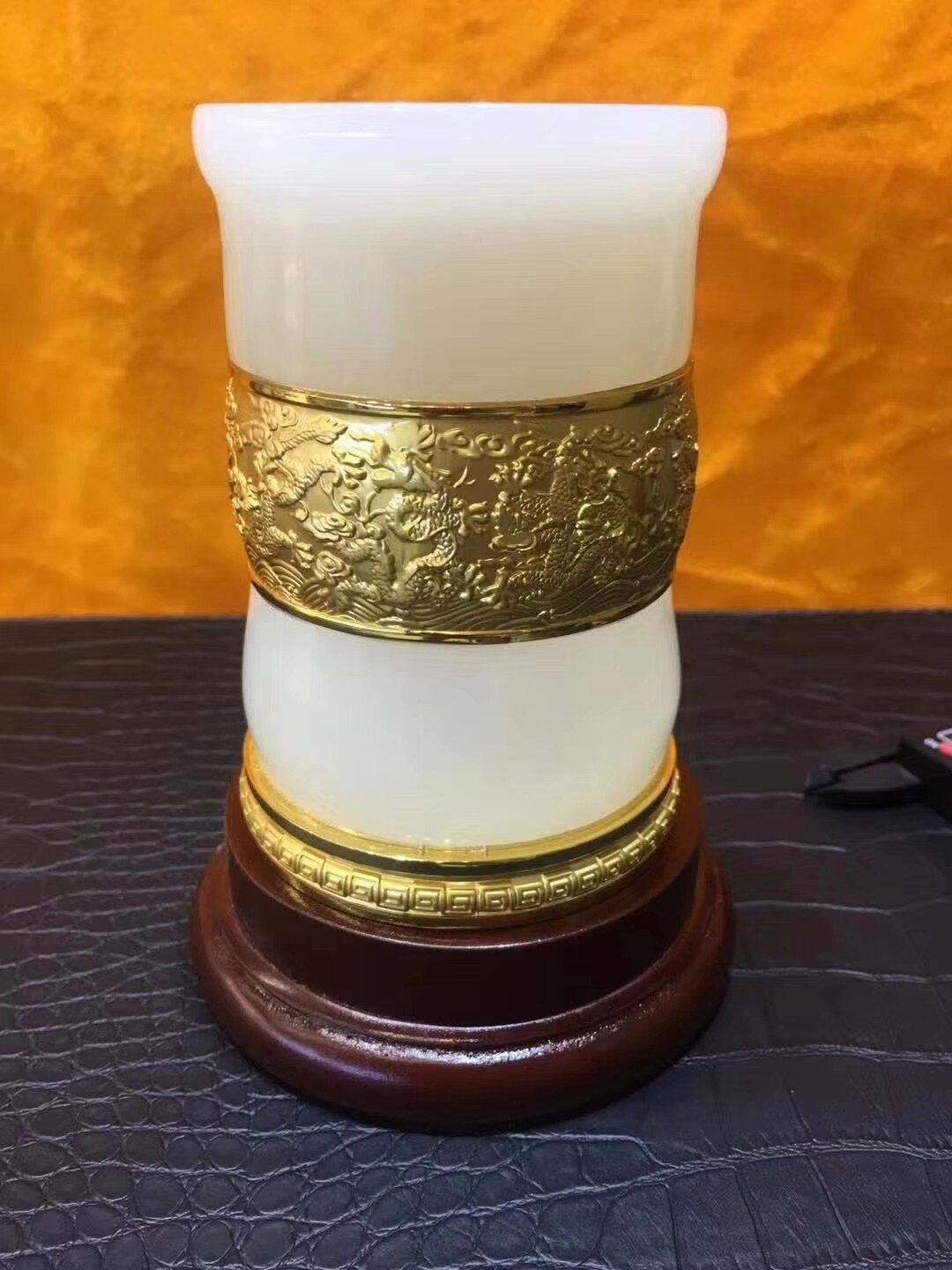天然阿富汗玉白玉龙凤笔筒锌合金鎏金镶嵌玉石艺术装饰摆件摆设