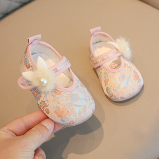 公主鞋女宝宝2025新款一周岁宝宝鞋子婴幼儿布鞋婴儿秋季鞋透气女
