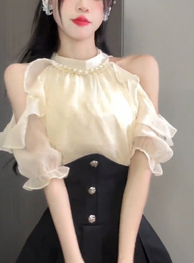 女收腰短裙高级感两件套时尚套装