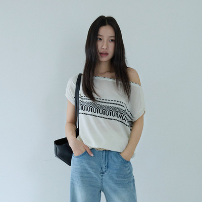 个性设计提花纹一字肩无袖上衣夏新款露肩针织衫爱丝岛潮流女装