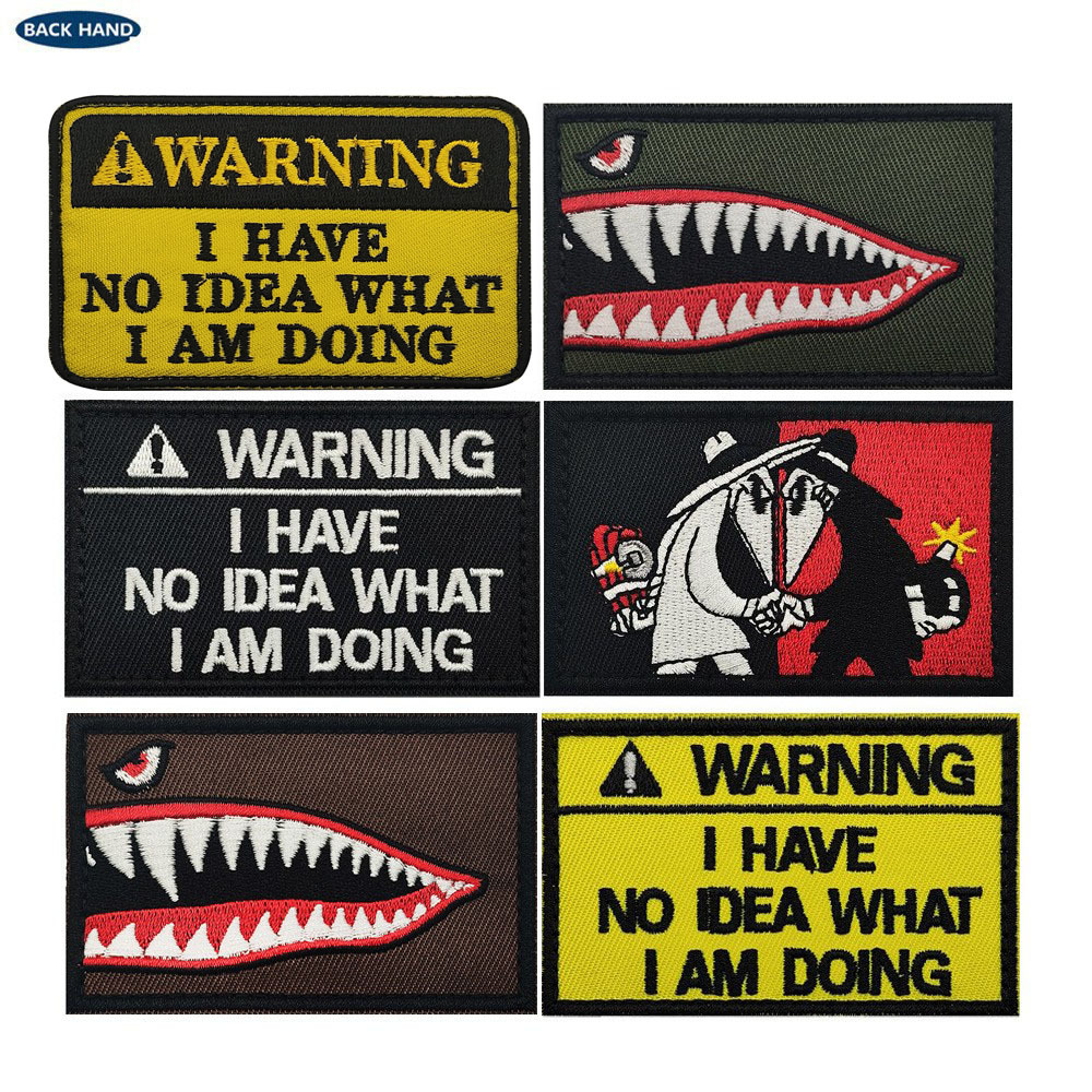 temu鲨鱼嘴刺绣布贴WARNING警告阴阳先生魔术贴徽章背包士气章