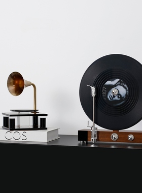 复古留声机造型装饰摆件高级感电视柜黑胶唱片机客厅书房工艺品