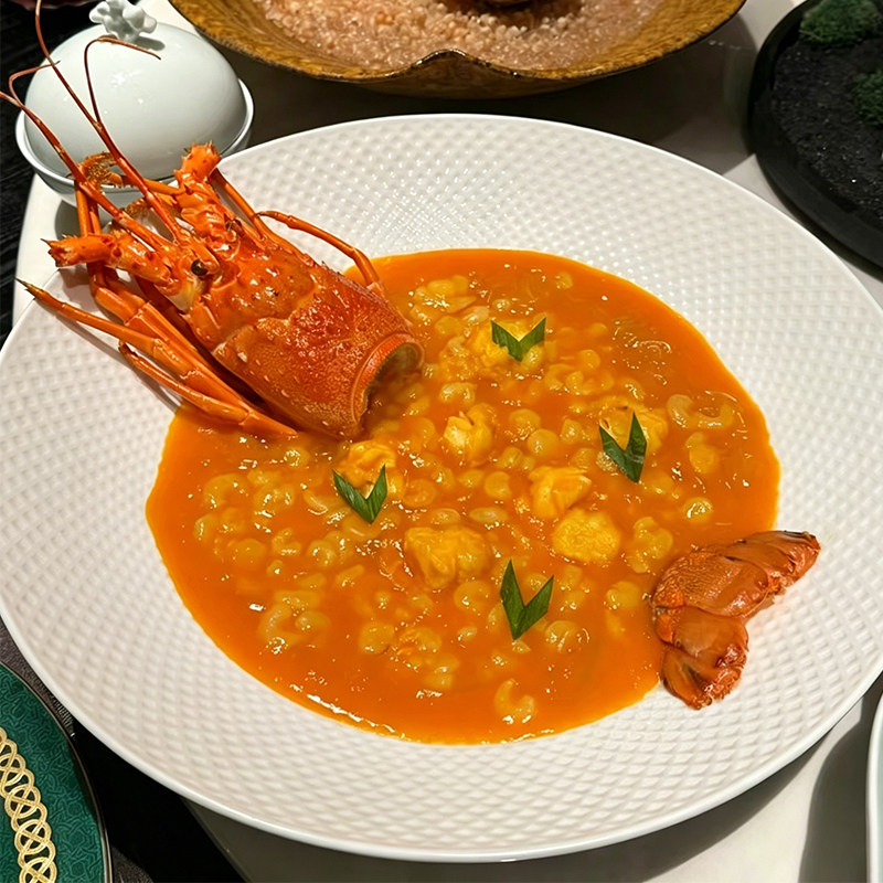 酒店中厨餐具钻石浮雕纹盘斗碗冷菜凉菜盘会所特色水煮喇叭沙律碗