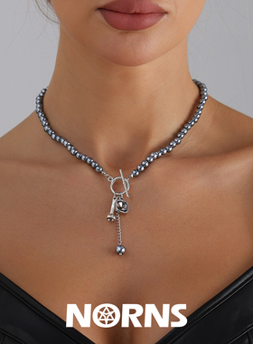 Norns欧美简约几何方形吊坠喷漆串珠项链女ins轻奢时尚风OT扣项饰