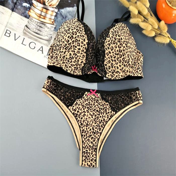 欧美小三角文胸套装 棉质豹纹海棉上薄下厚带钢托内衣80b90b