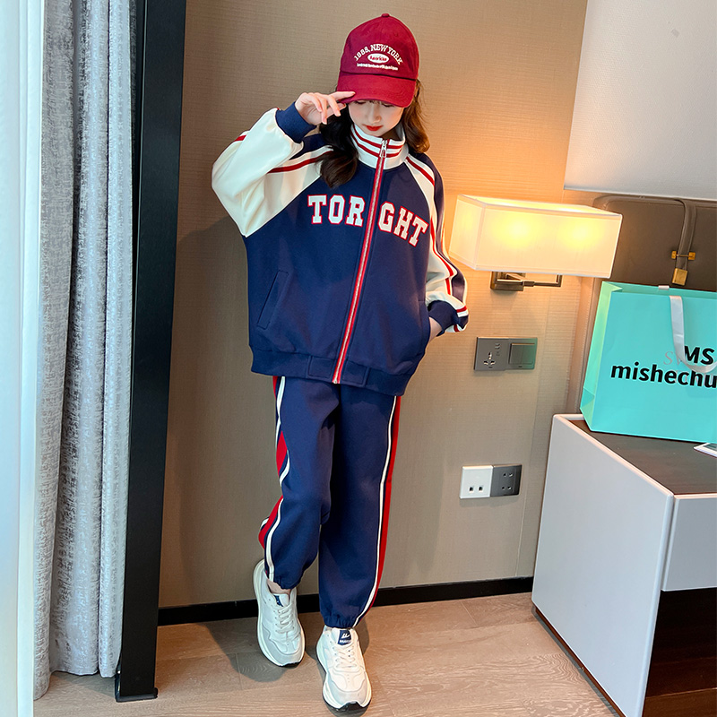 女童秋季套装2023新款初中女生校服时髦女大童运动少女13岁休闲装