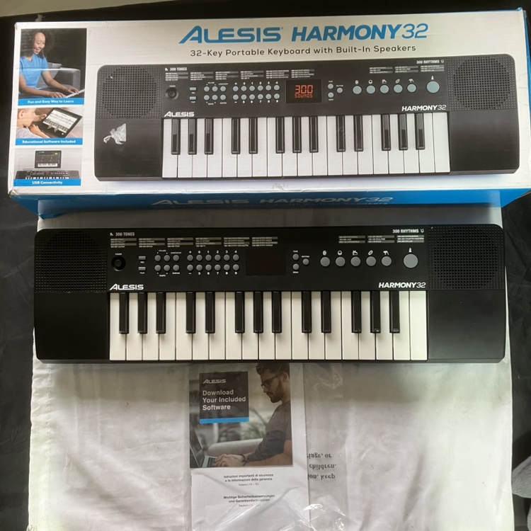 ALESIS爱丽希思Harmony 32键MIDI键盘控制器 乐器/吉他/钢琴/配件 MIDI键盘 原图主图