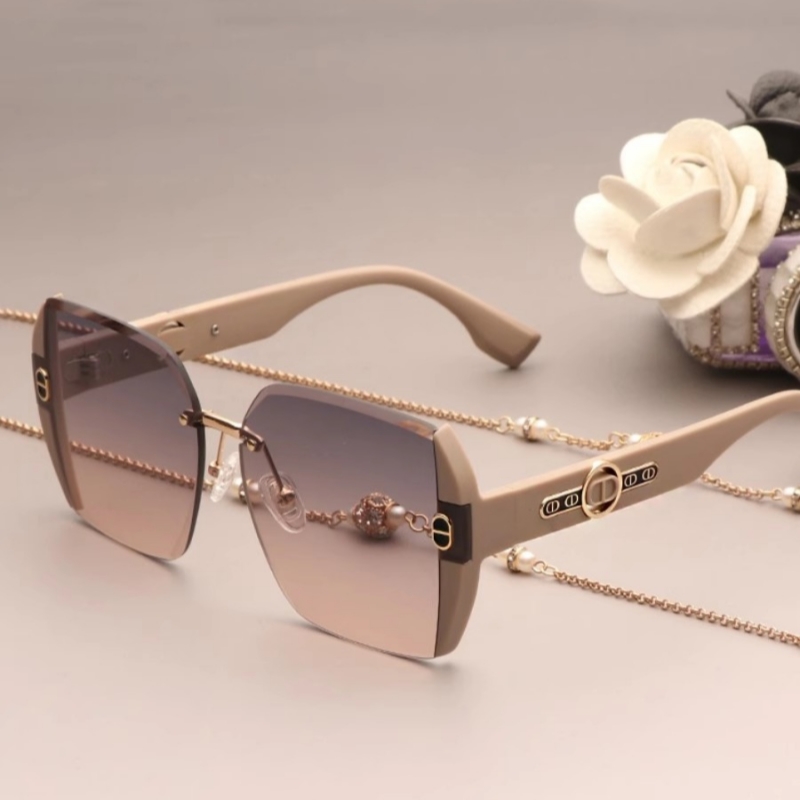 2025年新款墨镜女夏防紫外线太阳眼镜潮流时尚圆脸网红欧美风眼睛