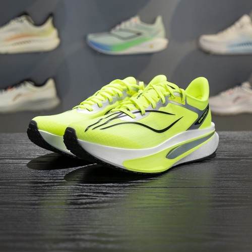 李宁飞电6C超䨻科技竞速跑鞋