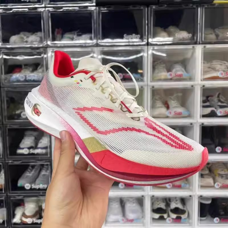 李宁男款飞电3碳板䨻丝跑鞋