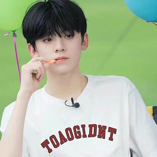 tf家族三代左航同款字母t恤短袖女纯棉夏季宽松休闲百搭周边衣服