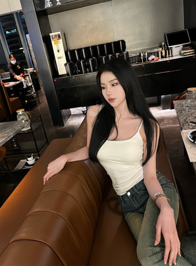 green大姐姐【简单赢很大】纯欲修身白色胸垫吊带背心短上衣内搭