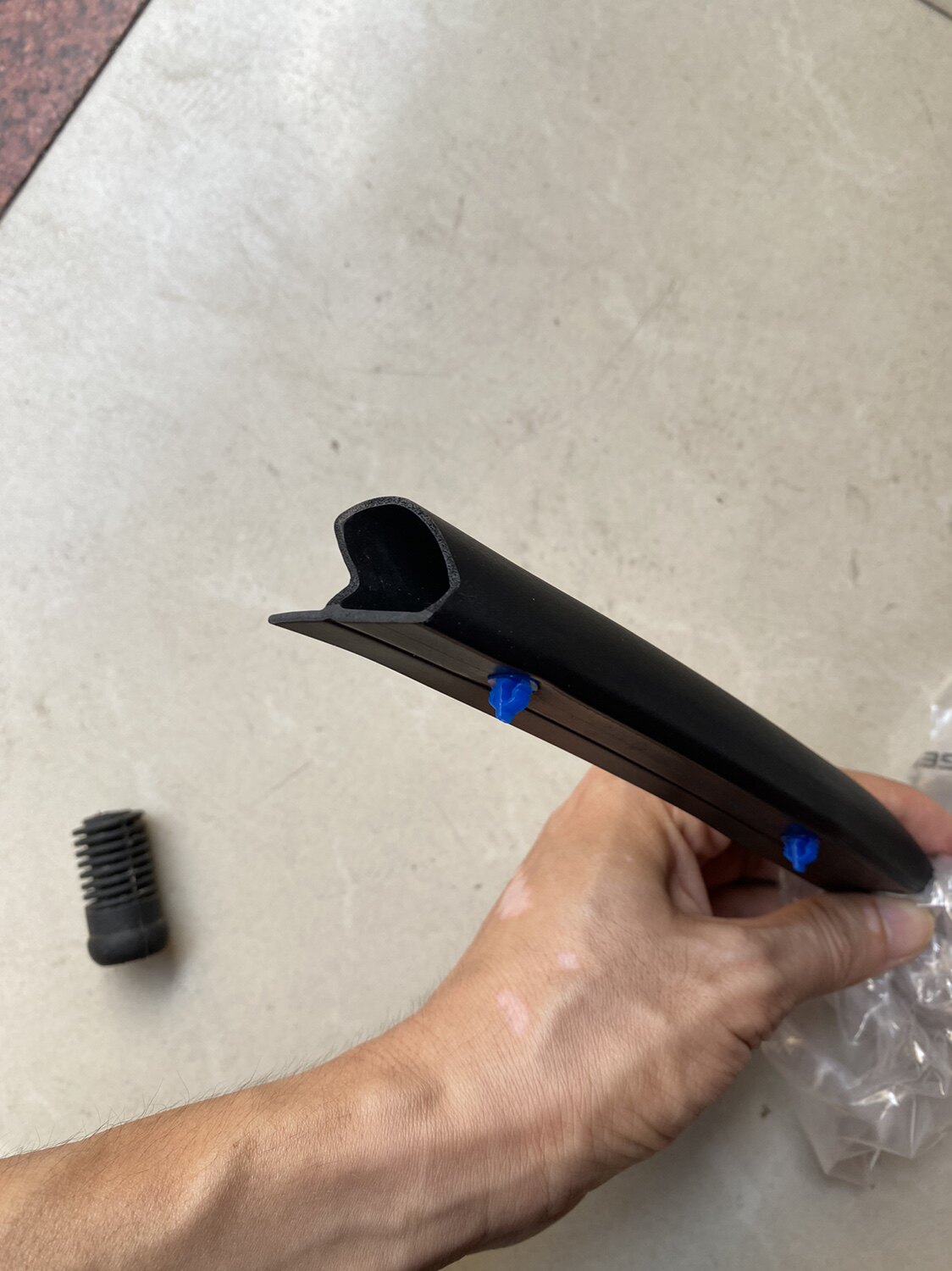 蔚来机盖密封条前电机罩胶条