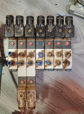 议价议岛价议价亚实德邦电磁阀，型号4V210-08二手拆，机件物拍摄