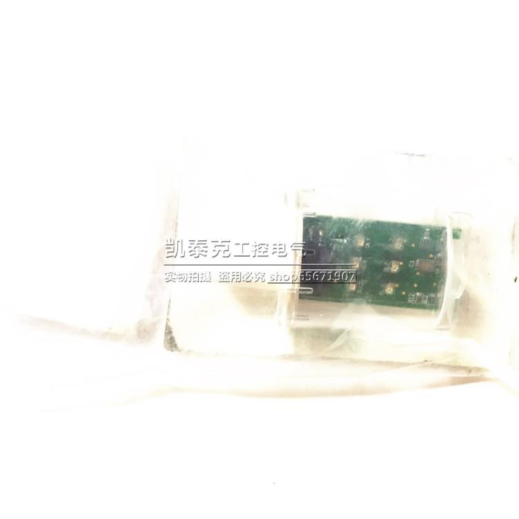 议价原装正品施耐德ED灯DL2ELKB4 D2-EK泡B4 24VACL/DC 红色议价