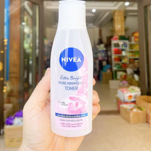 越南NIVEA/妮维雅爽肤水 珍珠亮白晶纯皙白 孔200ml