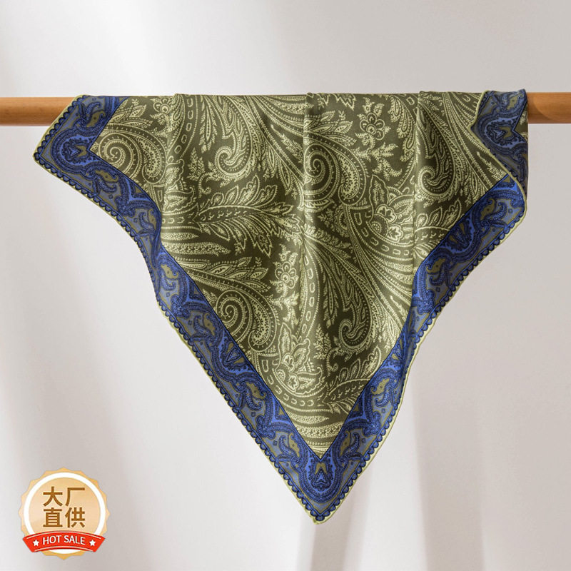 真丝小丝巾老钱风丝巾桑蚕丝2026夏柔软男女款小方巾碎花围巾脖饰