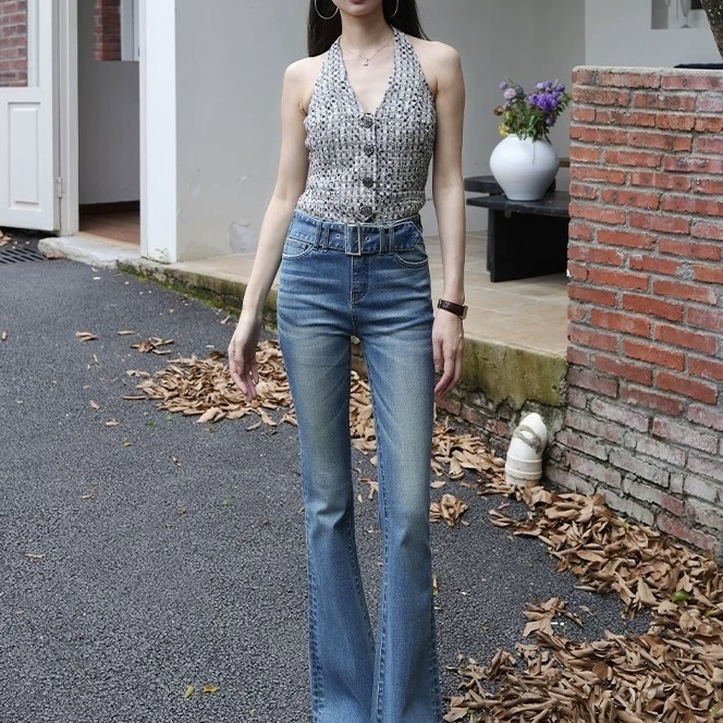 2025秋季新款浅蓝色微喇低腰窄版修身显瘦百搭牛仔裤