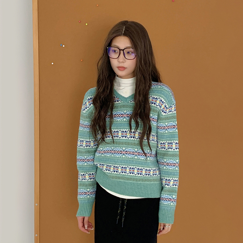 BORAN百搭费尔岛毛衫V领毛衣女