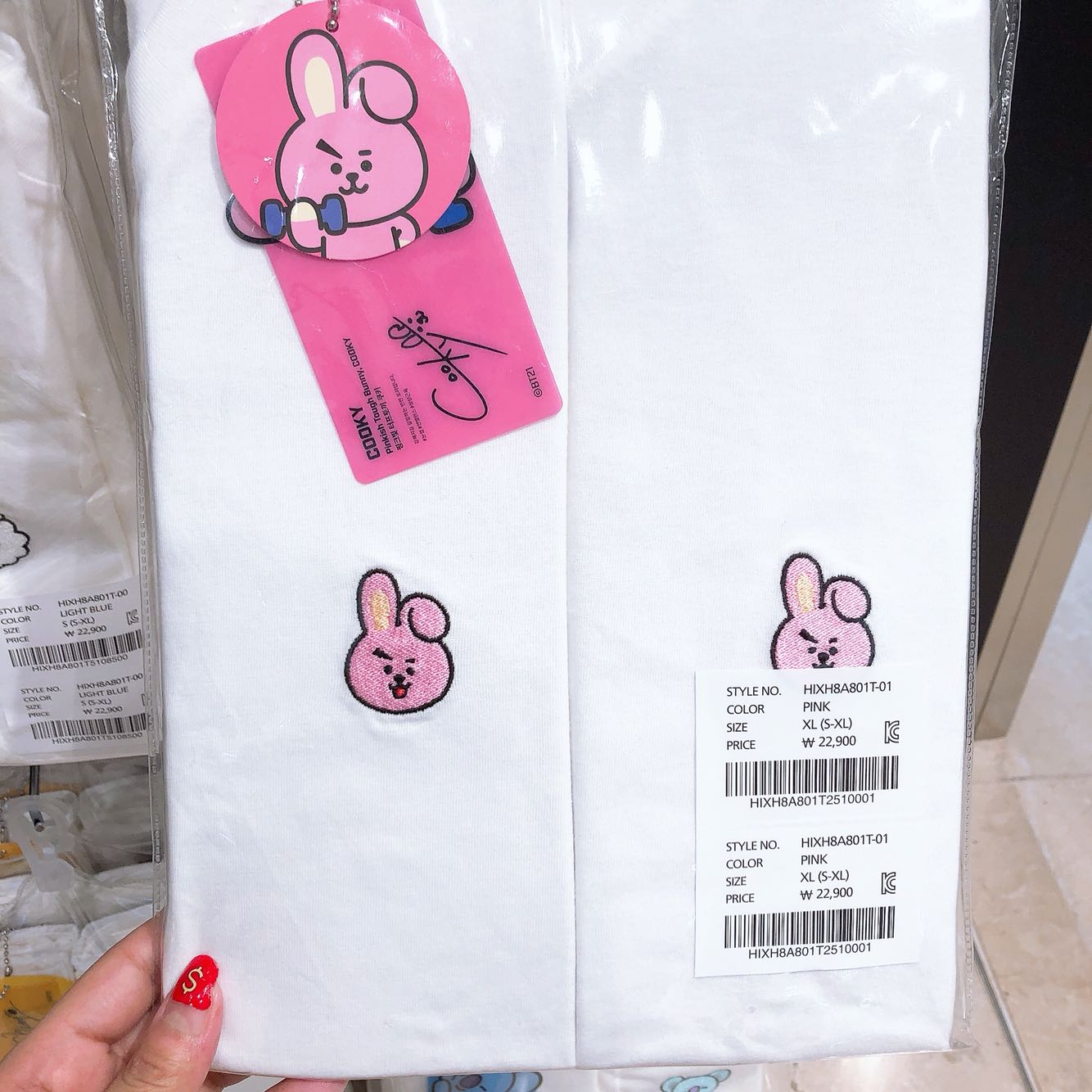 韩国采购BT21防弹少年团全棉短袖纯色百搭T恤男女同款在类目 女装/女士精品, T恤中 - 来自Buy2taobao.com提供专业的淘宝代购服务