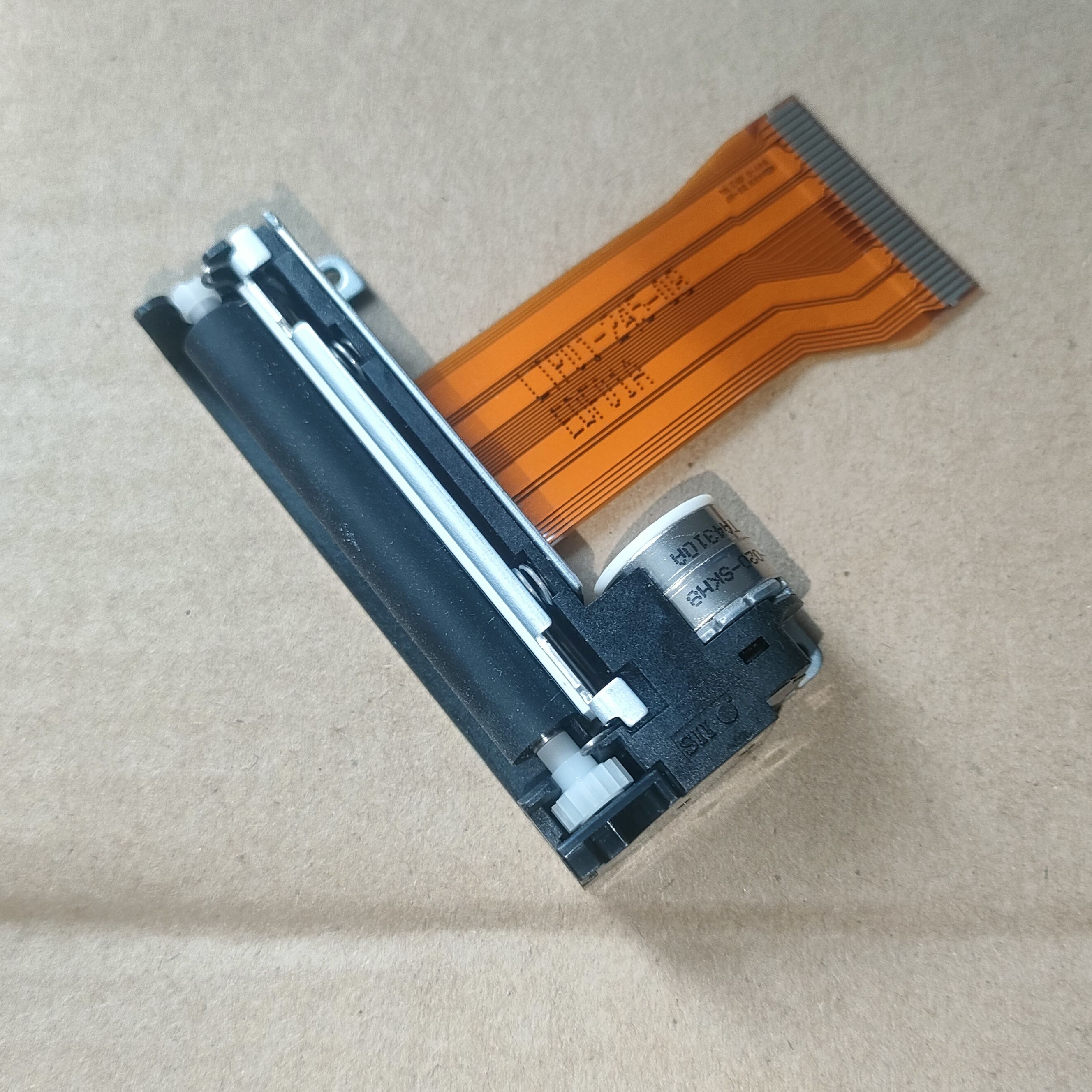 LTP01-245-08打印头LTP热敏机芯深圳智莱 金陵科盛 公达 维拓机芯