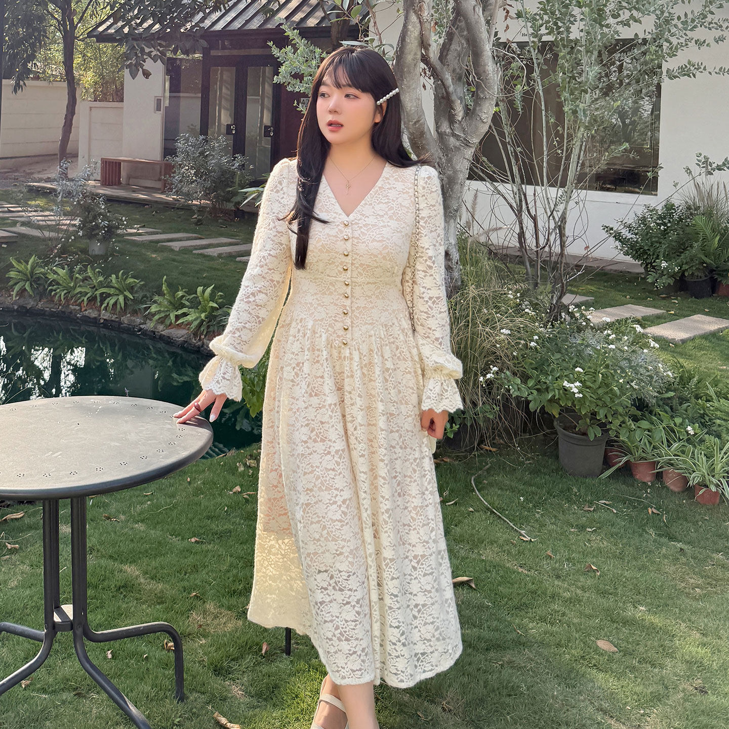 温柔风连衣裙2026春季新款220斤胖mm大码复古V领加绒显瘦蕾丝长裙,女装/女士精品,连衣裙,淘宝优惠券,粉丝福利购,淘宝优惠卷
