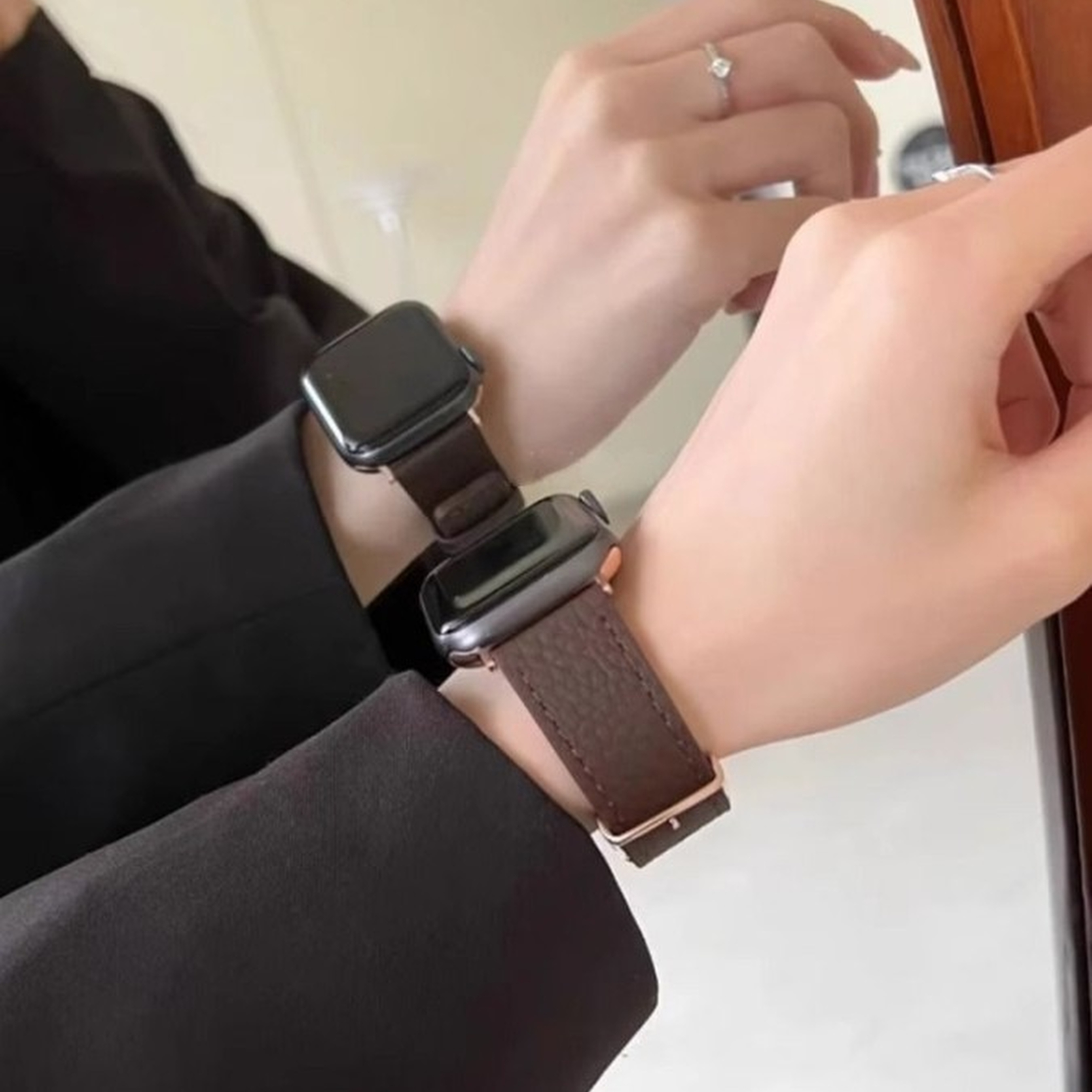 柔软真皮高级感荔纹iwatch表带