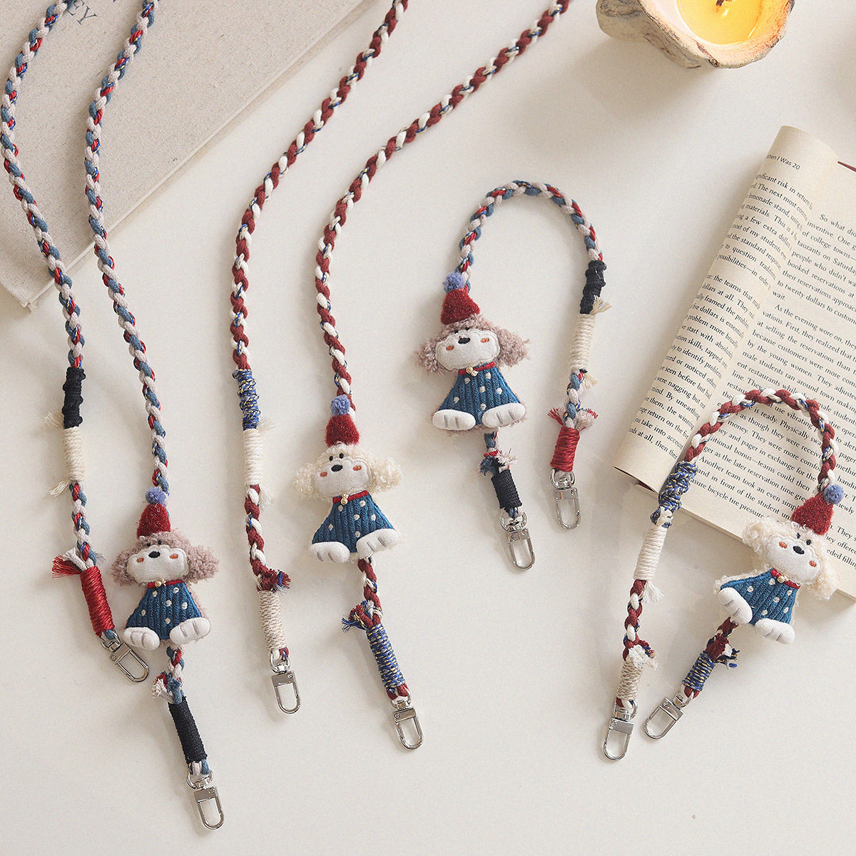 可爱手工编织手机挂绳斜挎手机链复古潮玩小狗手提挂绳相机脖挂带