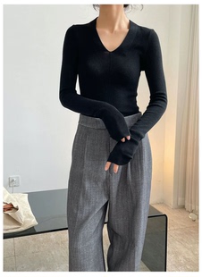 扬子纱可机洗无缝V领美丽诺羊毛针织打底衫上衣