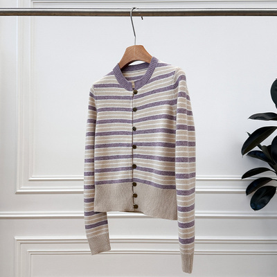 2025早秋新款 ！L*P纯羊毛条纹针织开衫 爆款显瘦 显白神器