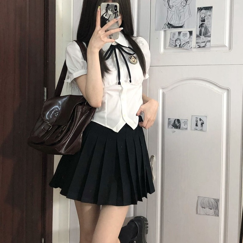 泡泡袖衬衫夏季短袖女装学院风辣妹白色收腰气质设计感小众上衣