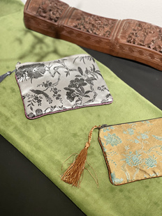 夹棉高级感化妆包护肤品收纳袋内胆包补妆包证件包洗漱包文玩手拿