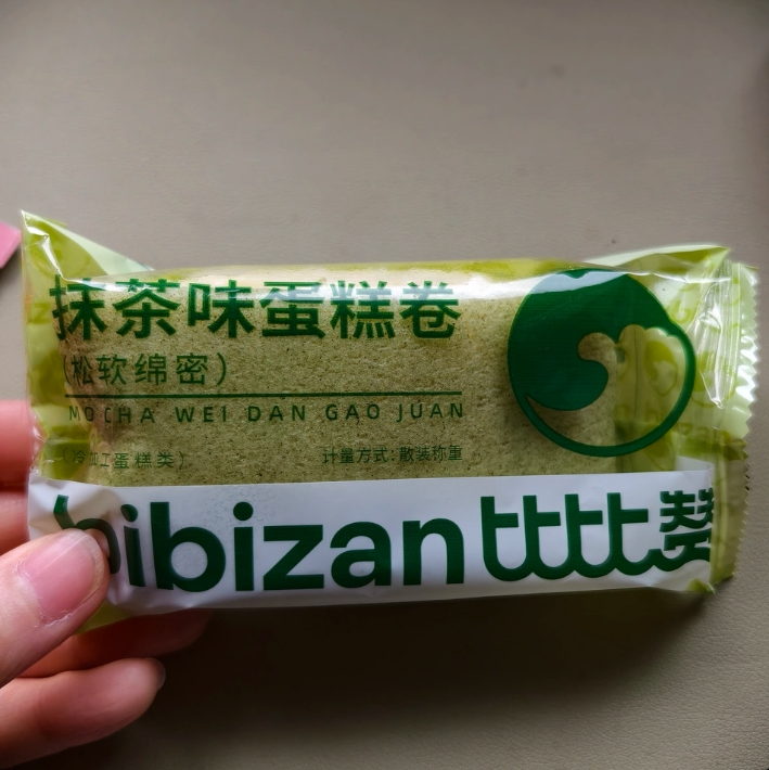 比比赞抹茶毛巾卷整箱早餐零食