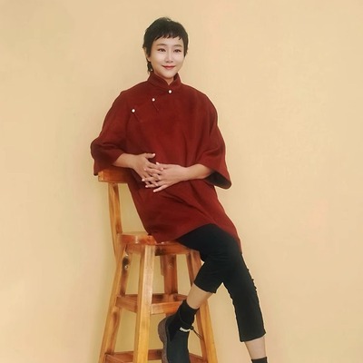 姜欢深红毛呢短款中式斜襟外套