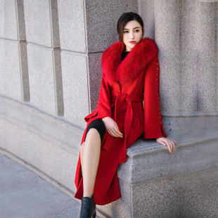 流行羊毛呢子外套 新款 狐狸毛领羊绒大衣女士长款 收腰过膝2023冬季