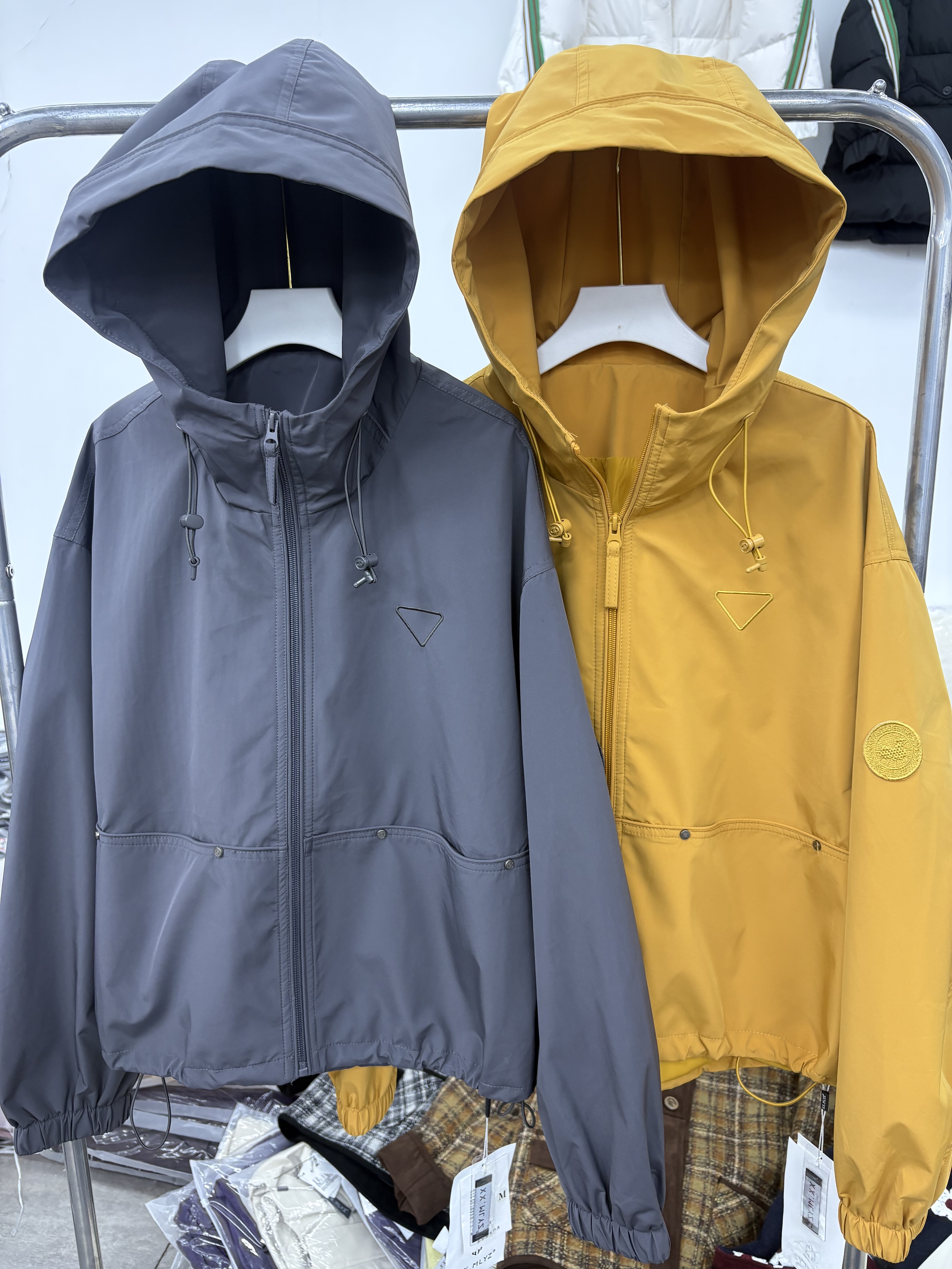 实拍正品轩轩魅丽依族27-818大码女装韩版时尚连帽百搭显瘦外套女