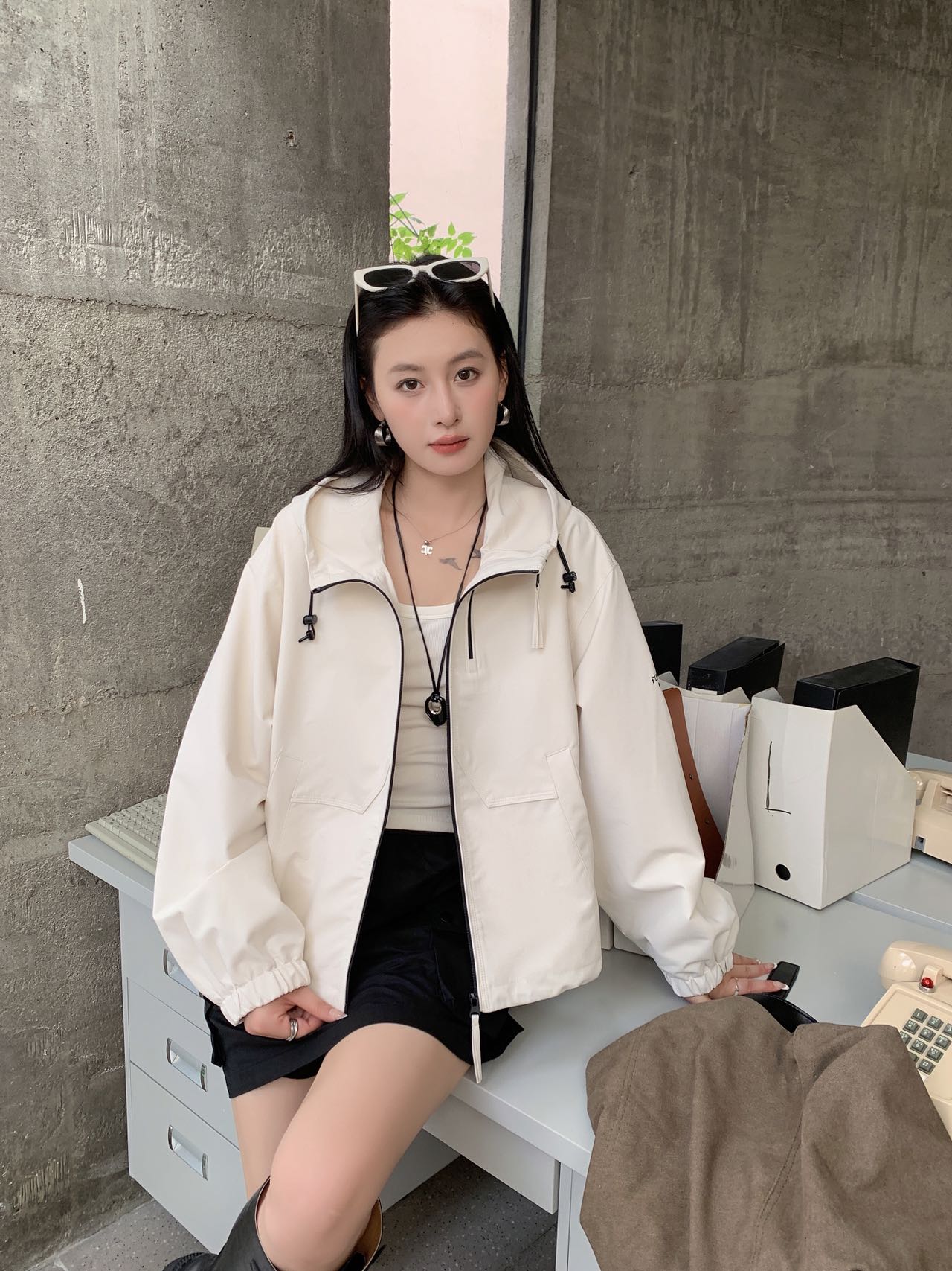 轩轩魅丽依族27-236大码女装冲锋衣外套女