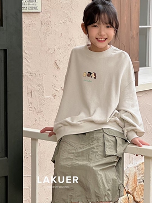 拉酷儿LAKUER品牌童装实体店断码捡漏宽松薄款圆领卫衣LMC30361