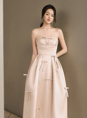 越南小众品牌DEJA VU 2026春季新款甜美蝴蝶结新色收腰抹胸长裙