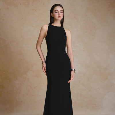 越南小众品牌ARTI 2025年冬季新款曲线感凹凸圆领无袖长裙